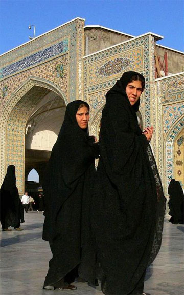 mashhad-iran-women