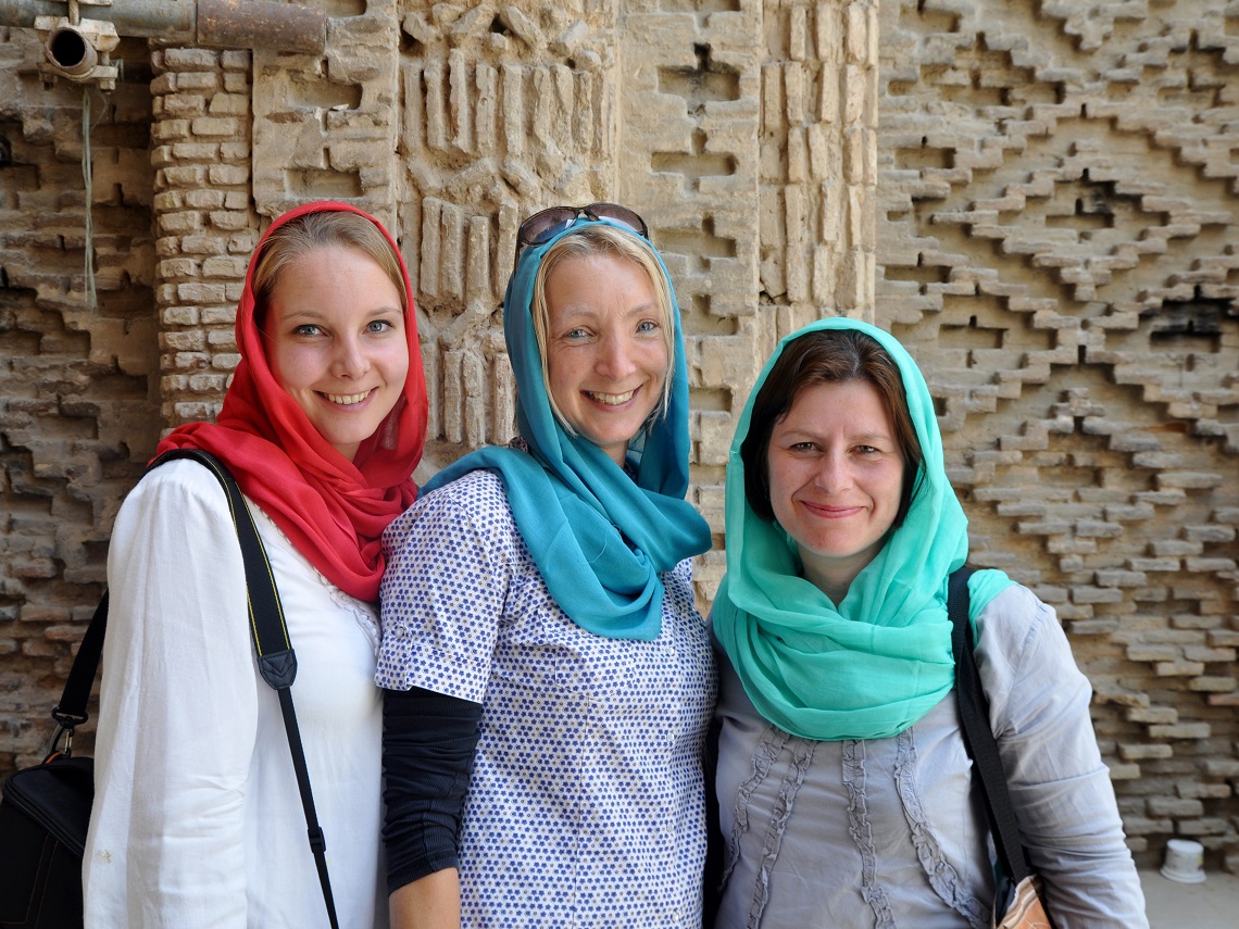 Iran Daily Tours , persiatours